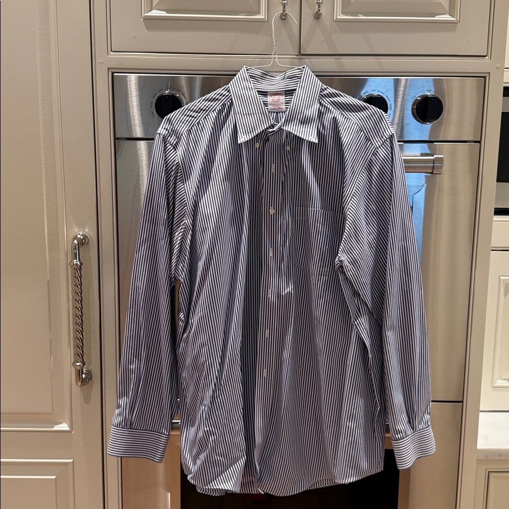 Worn Once Brooks Brothers Blue & White Stripes Buttondown
